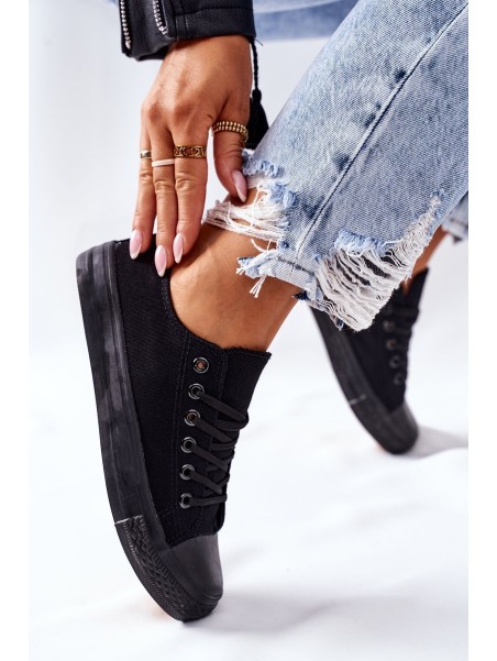 Women's Classic Sneakers Black Omerta