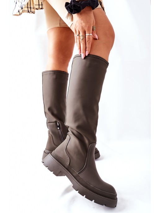 Moteriški aukšti juodi chaki spalvos batai Whats Going On Moteriški aukšti juodi chaki spalvos batai Whats Going On