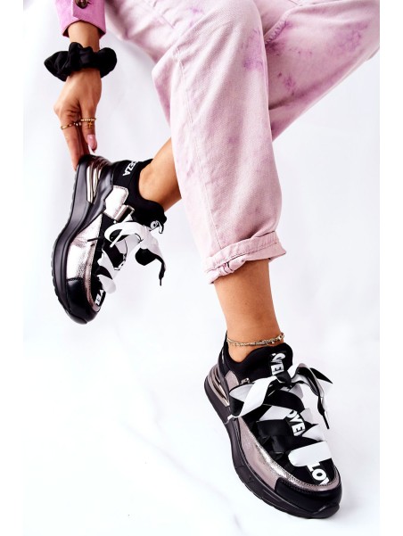 Sporty Sneakers Shoes Black And Silver Dexla