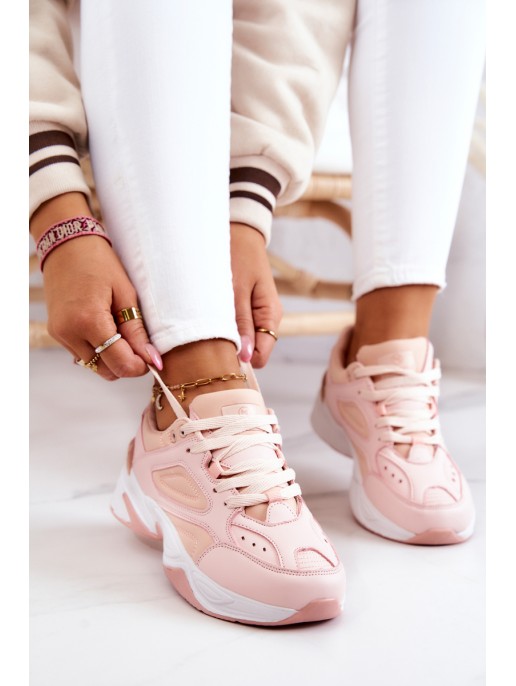 Women's sports shoes tied with pink Hassie