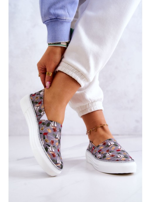 Moteriški sportbačiai su atminimo putomis Big Star JJ276015 pilki Moteriški sportbačiai su atminimo putomis Big Star JJ276015 pilki