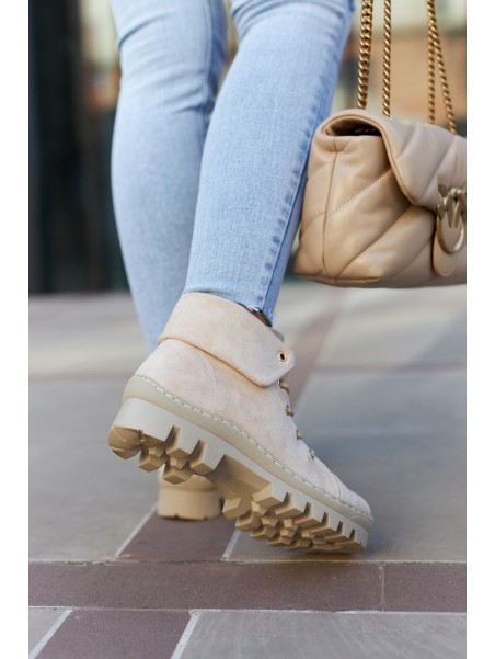 Suede Trapper Boots Tiered Light beige Dalles