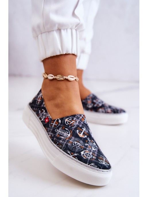 Moteriški sportbačiai su atminimo putomis Big Star JJ276012 juodi