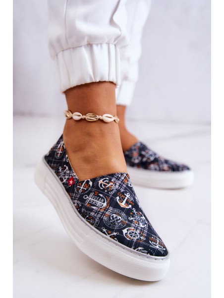 Moteriški sportbačiai su atminimo putomis Big Star JJ276012 juodi