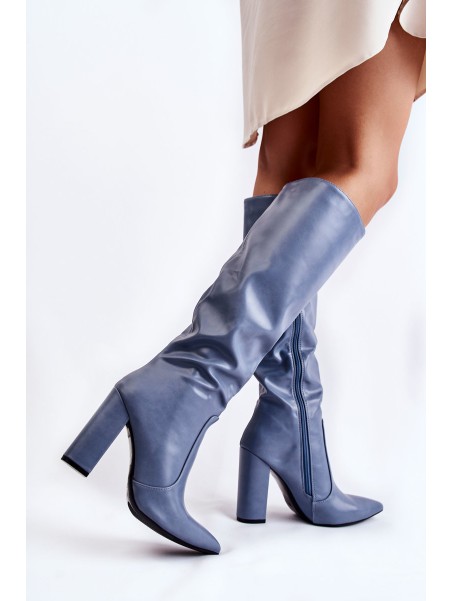 Classic Boots On A Post Blue Mayra
