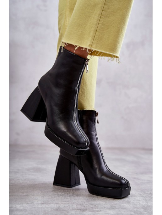 Women's Boots On Chunky Heels With A Zipper Black Carrera Women's Boots On Chunky Heels With A Zipper Black Carrera