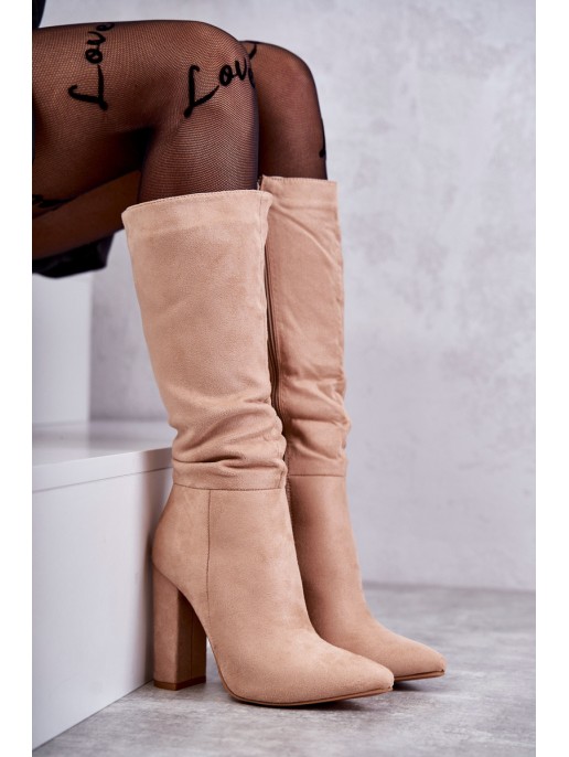 Klasikiniai zomšiniai aukštakulniai batai Tamsiai smėlio spalvos Tressa Klasikiniai zomšiniai aukštakulniai batai Tamsiai smėlio spalvos Tressa