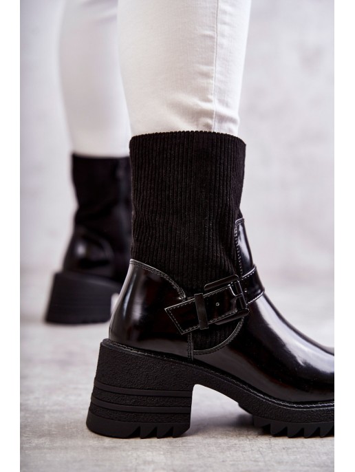 Moteriški šilti batai ant stambaus kulno, juodi marinalai