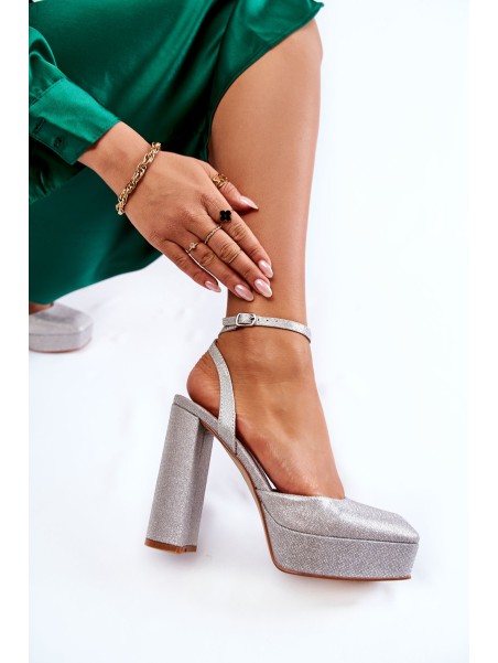 Women's Sandals Glitter On a Heel silver Rosel