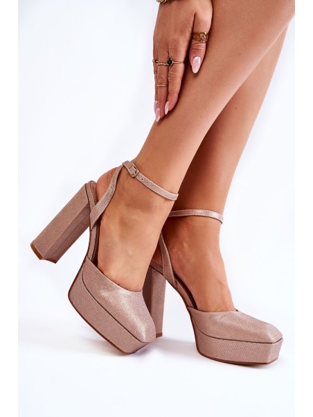 Women's Sandals Glitter On a Heel golden Rosel