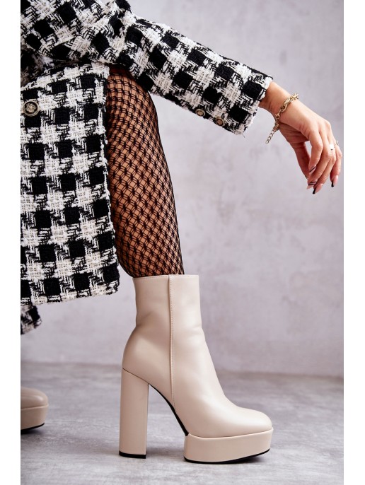 Smooth Leather Booties On A Bar Beige Kaysa Smooth Leather Booties On A Bar Beige Kaysa