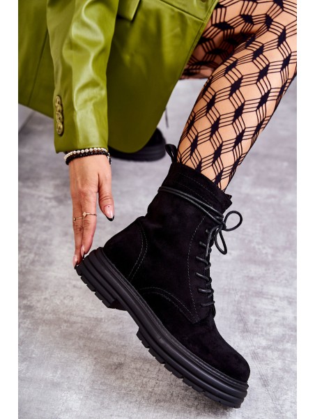 Moteriški zomšiniai batai, surišti juodai Afra