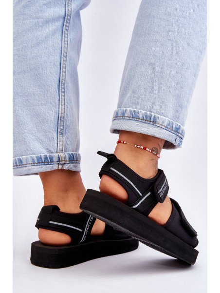 Moteriški sandalai su lipdukais Big Star LL274784 juodi