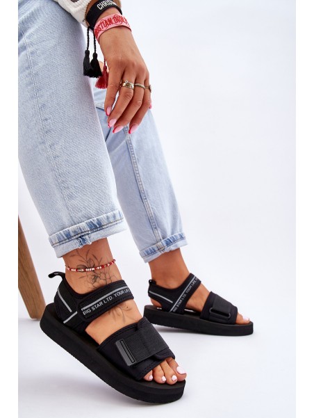 Moteriški sandalai su lipdukais Big Star LL274784 juodi