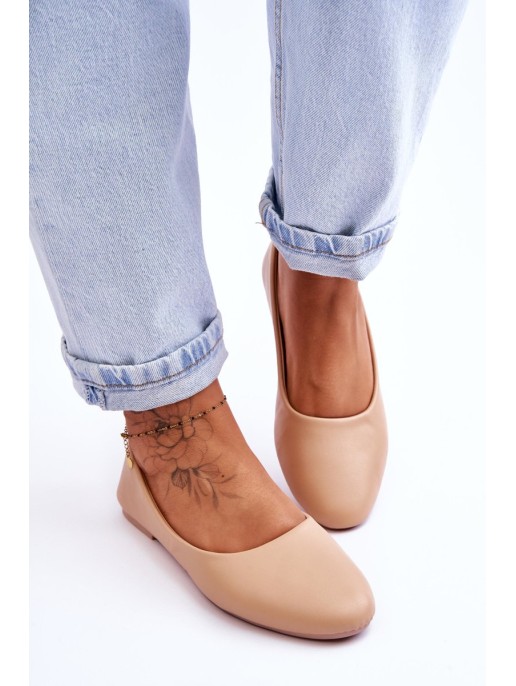 Leather Ballerina Classic Beige Stacee