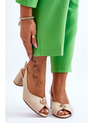 Fashionable Leather Heel Sandals Beige Hette