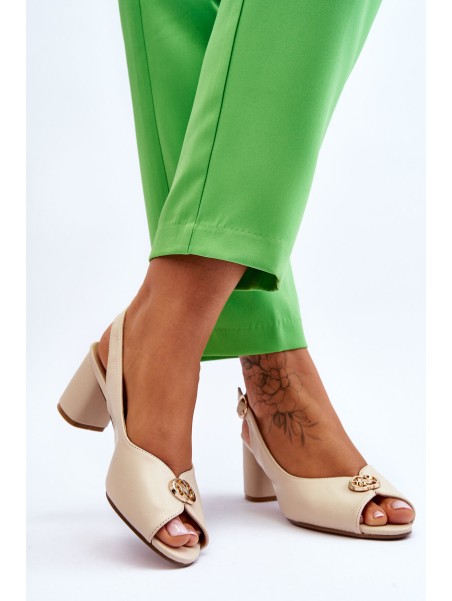 Fashionable Leather Heel Sandals Beige Hette