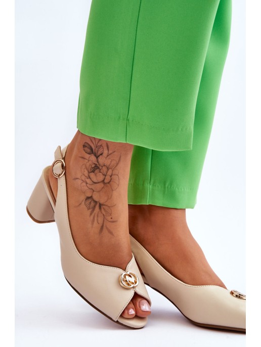 Fashionable Leather Heel Sandals Beige Hette
