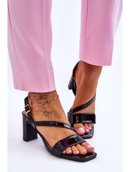 Women's Lacquered Sandals On Heel Black Carrie