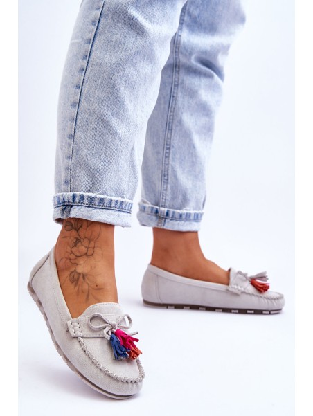 Zomšiniai loaferiai su lankeliu ir kutais Pilka Dorine