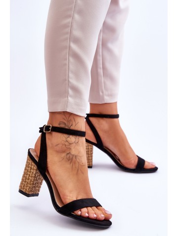 Zomšiniai sandalai Ant A Braided Heel Juoda Selila 2