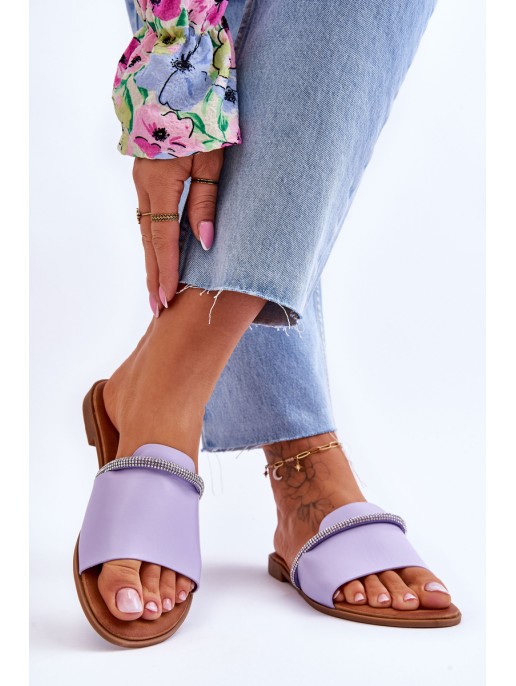 Elegantiški plokščiakulniai violetiniai termenai Elegantiški plokščiakulniai violetiniai termenai