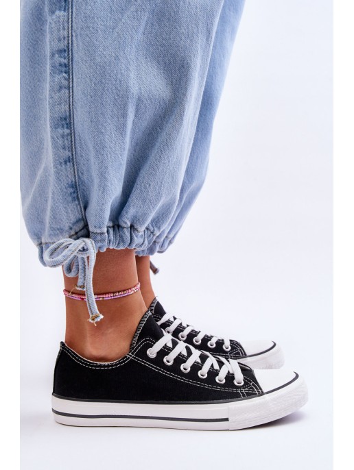 Classic Low Women's Sneakers Black Vegas