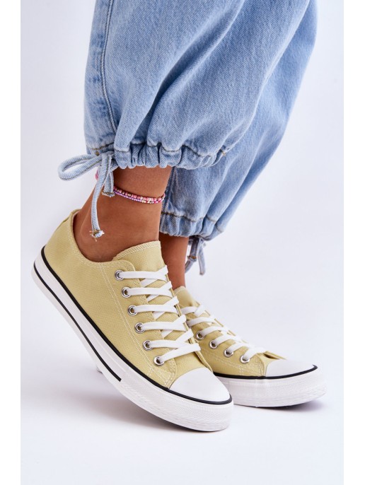 Classic Low Women's Sneakers Yellow Vegas