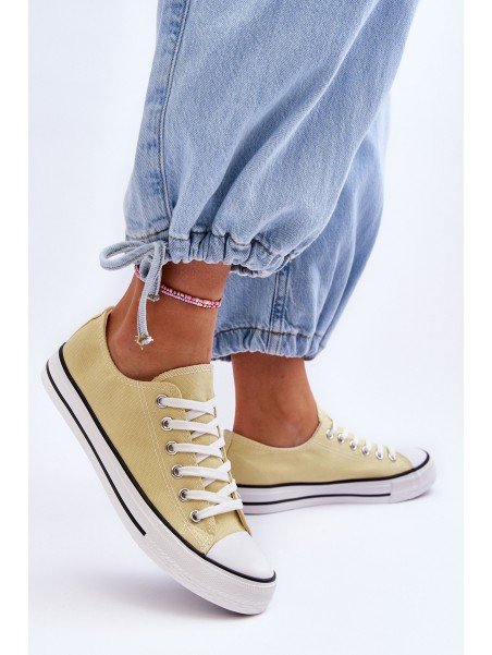 Classic Low Women's Sneakers Yellow Vegas