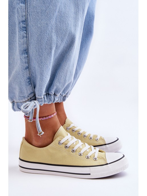 Classic Low Women's Sneakers Yellow Vegas
