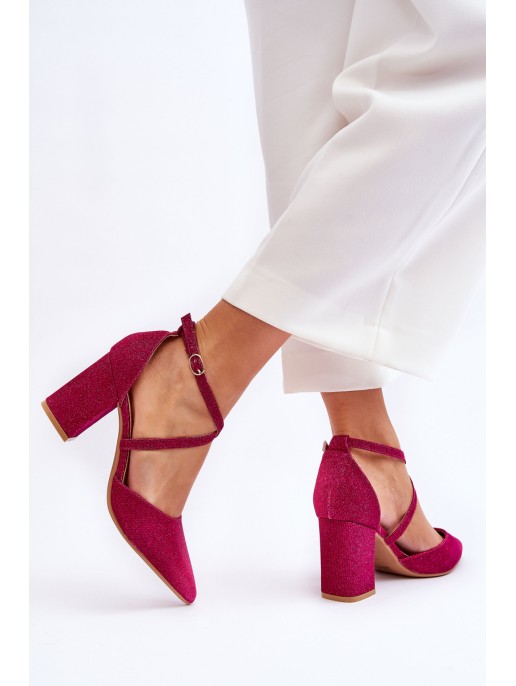 Madingi blizgučiai ant kulno „Fuchsia Galaxy“.