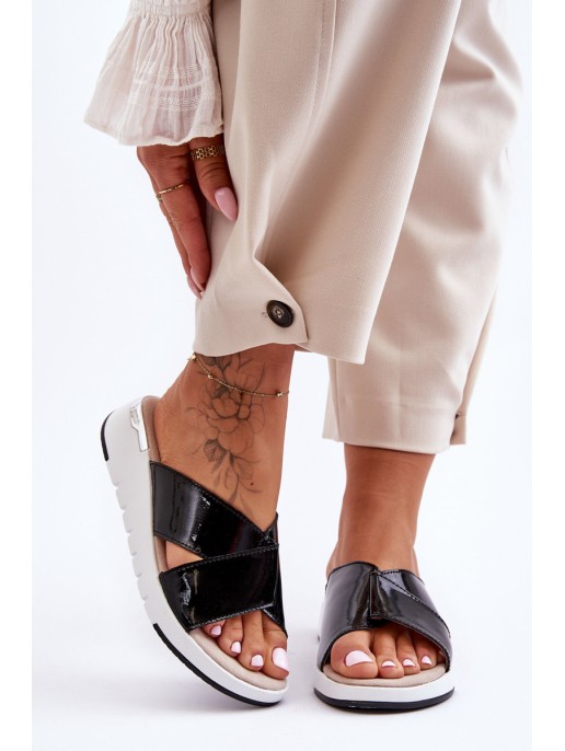 Lacquered Low Heel Clogs S.Barski AL22469 Black