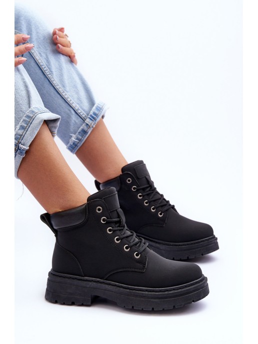 Moteriški kailiniu pamušalu suvarstomi batai, juodi Corbin Moteriški kailiniu pamušalu suvarstomi batai, juodi Corbin