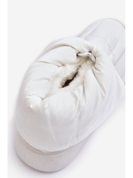 Women's Snow Boots With Decorative Lacing White Siracna Women's Snow Boots With Decorative Lacing White Siracna