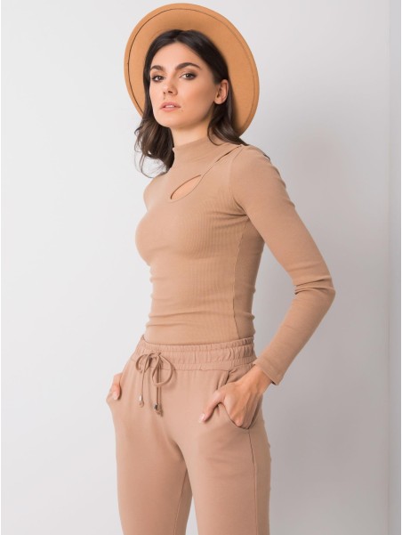 Bluzka-RV-BZ-6097.64-camelowy
