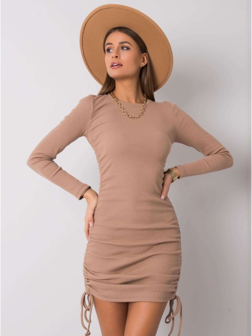 Sukienka-RV-SK-6009.15X-ciemny bezowy Sukienka-RV-SK-6009.15X-ciemny bezowy
