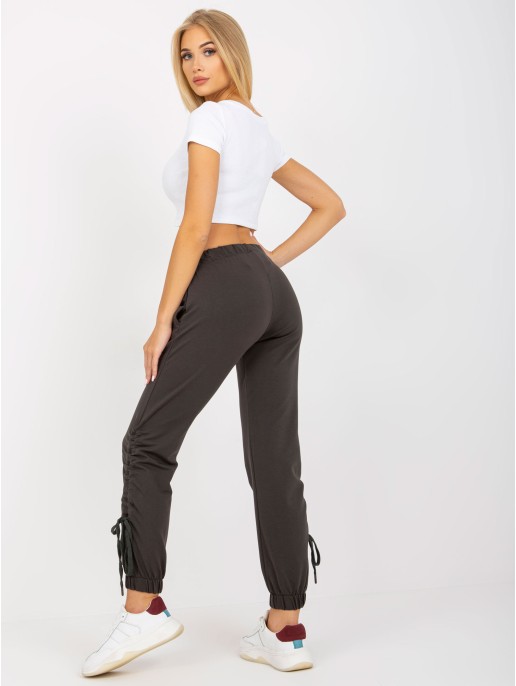 Spodnie dresowe-RV-DR-7943.19-ciemny khaki Spodnie dresowe-RV-DR-7943.19-ciemny khaki