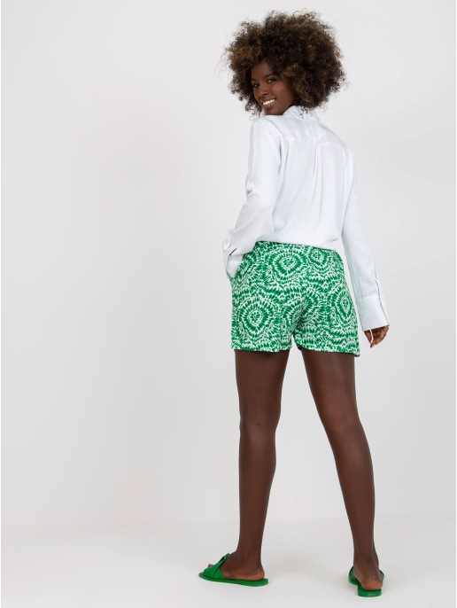 Szorty-WN-SN-1334.71-biało-zielony Szorty-WN-SN-1334.71-biało-zielony