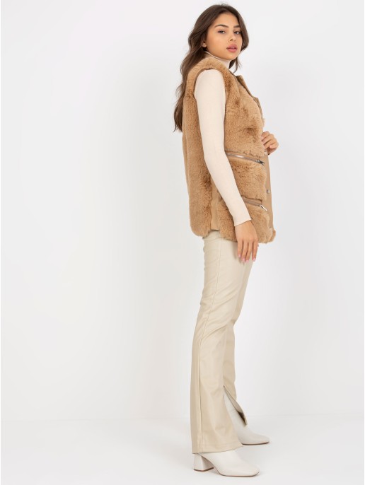 Kamizelka-AI-KZ-TR2021.69-camelowy