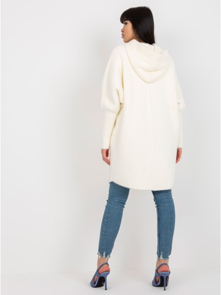 Płaszcz-MBM-PL-19905-1.96P-ecru