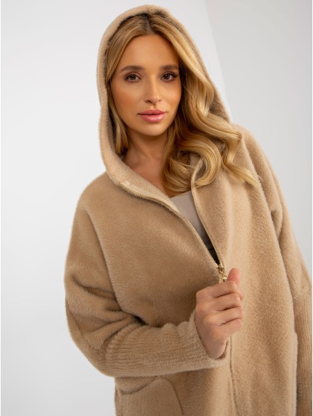 Płaszcz-MBM-PL-19905-1.96P-camelowy