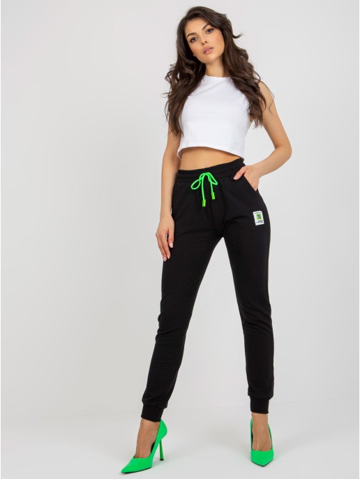 Spodnie dresowe-RV-DR-7886.04-czarny Spodnie dresowe-RV-DR-7886.04-czarny