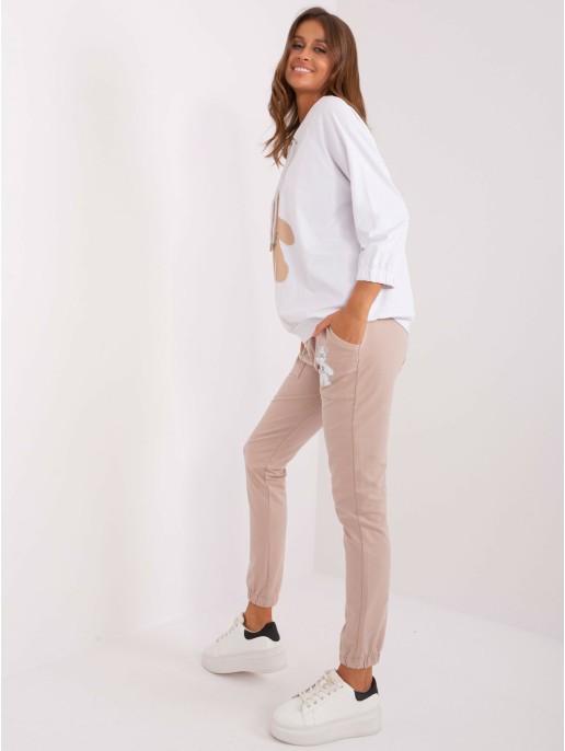 Laisvalaikio kostiumas-RV-KMPL-8727.25X-smėlio spalvos Laisvalaikio kostiumas-RV-KMPL-8727.25X-smėlio spalvos