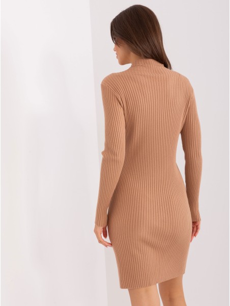 Sukienka-PM-SK-PM319.19-camelowy