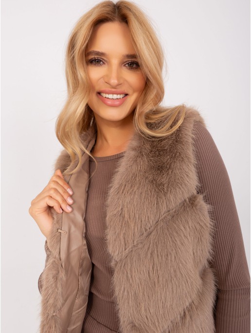 Kamizelka-AT-KZ-2349.00P-ciemny bezowy Kamizelka-AT-KZ-2349.00P-ciemny bezowy