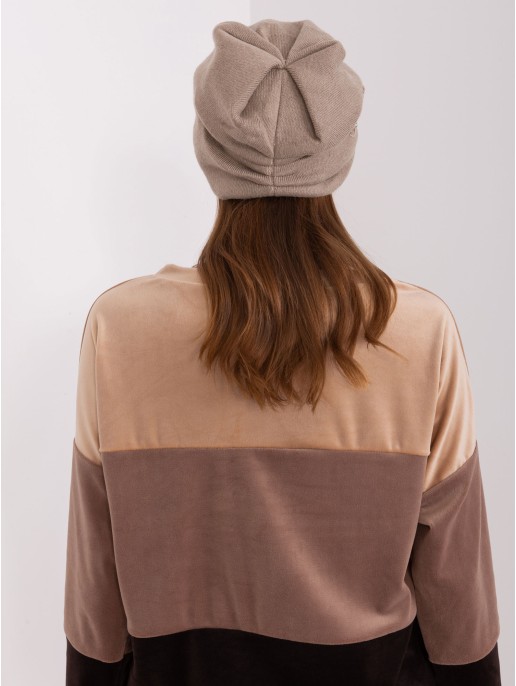 Czapka-AT-CZ-2329.79-ciemny bezowy Czapka-AT-CZ-2329.79-ciemny bezowy