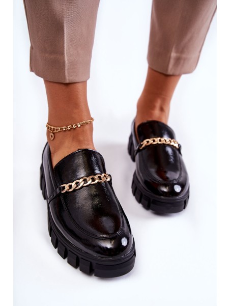 Lacquered shoes with a chain Black Anne