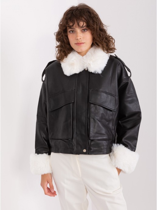 Striukė-NM-KR-DA-0831.99P-juoda-balta Striukė-NM-KR-DA-0831.99P-juoda-balta