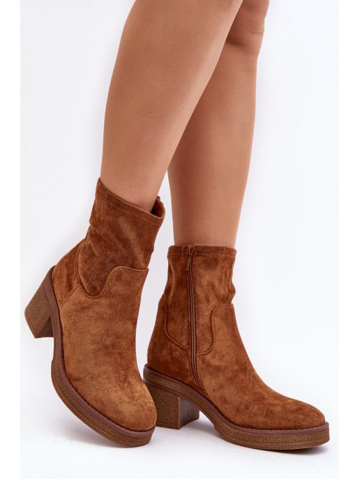 Women's ankle boots with a heel Camel Argastis