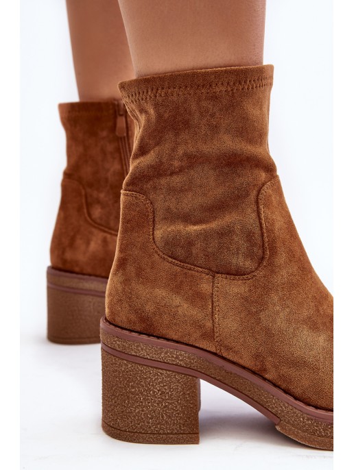 Women's ankle boots with a heel Camel Argastis